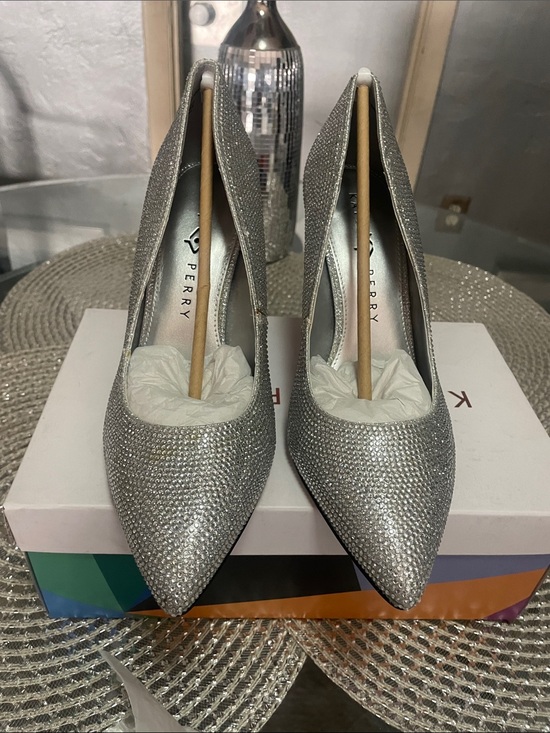 Katy Perry Collections Shoes - VERY HTF Katy Perry Collections Silver Embellished Pointed Toe Pumps size 9.5